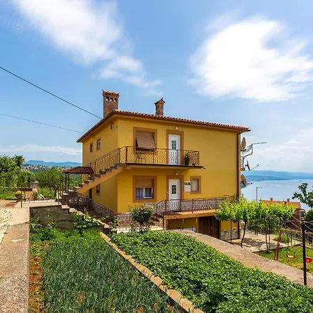 Amazing In Pobri With House Sea View