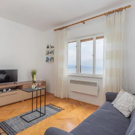 Amazing In Pobri With House Sea View