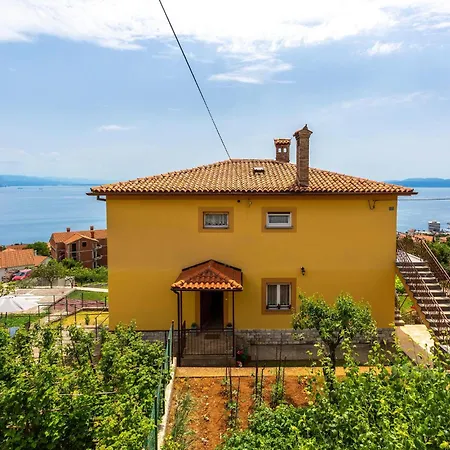 Amazing In Pobri With House Sea View Volosko