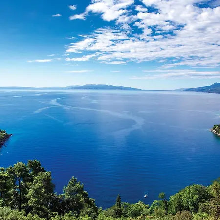 Amazing In Pobri With House Sea View